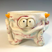 Load image into Gallery viewer, Tri-Squiddy Sake Cup - Pinkiedoo Glaze