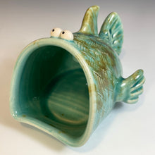 Load image into Gallery viewer, Soap Fish™ - Celadon Glaze - Ribbed