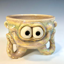 Load image into Gallery viewer, Tri-Squiddy Sake Cup - BabyApe Glaze