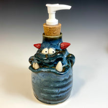 Load image into Gallery viewer, Monster Pump - Blue Glaze -RHorns