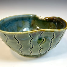 Load image into Gallery viewer, Ooglie Eye Bowl Sm - Oscar Glaze - Fangs