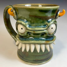 Load image into Gallery viewer, FaceMug Med - Oscar Glaze - Fangly
