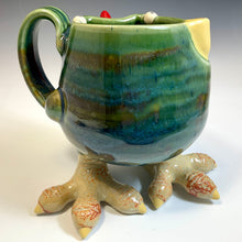 Load image into Gallery viewer, Ab Chicken Mug with Feet - Oscar Glaze - Lefty