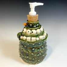 Load image into Gallery viewer, Monster Pump - Oscar Glaze - Pointy Bits
