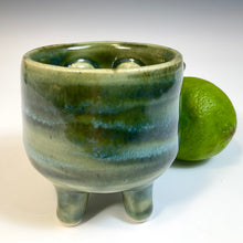 Load image into Gallery viewer, Cariboo Shot - Oscar Glaze

