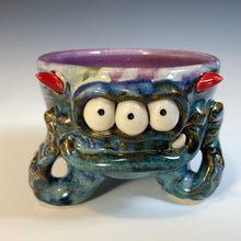 Load image into Gallery viewer, Tri-Squiddy Sake Cup - Blue/Pansy Glaze
