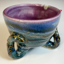 Load image into Gallery viewer, Tri-Squiddy Sake Cup - Blue/Pansy Glaze
