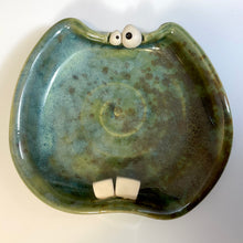 Load image into Gallery viewer, Ooglie Eye SpoonRest - Oscar Glaze - Teef
