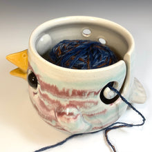 Load image into Gallery viewer, Bird Bowl - Yarn Bowl - Pinkiedoo Glaze
