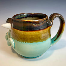 Load image into Gallery viewer, Njord Mug Round - Celadon - Chevrons
