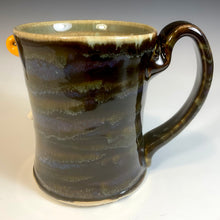 Load image into Gallery viewer, FaceMug Med - AKD Glaze - Kitty Lizard
