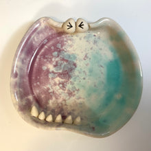 Load image into Gallery viewer, Ooglie Eye SpoonRest - Pinkiedoo Glaze
