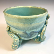 Load image into Gallery viewer, Tri-Squiddy Sake Cup - Seafoam Glaze - Fang

