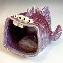 Load image into Gallery viewer, Soap Fish™ - Pansy Glaze - Teef
