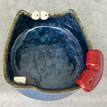 Load image into Gallery viewer, Nibblet Flat Bowl Med - Blue Glaze Tongue
