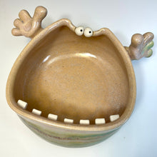 Load image into Gallery viewer, Handy Ooglie Eye Bowl Wide - BabyApe Glaze

