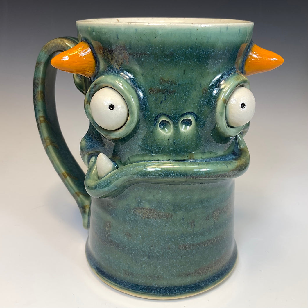 FaceMug Tall - Righty - Oscar Glaze - Froggy