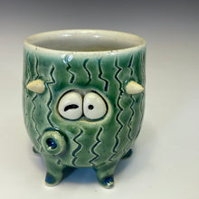 Load image into Gallery viewer, Bitty Squiddy Shot - Oscar Glaze - Winky
