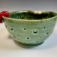 Load image into Gallery viewer, Ooglie Eye Bowl Sm - Oscar Glaze - Tongue

