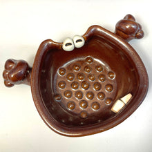 Load image into Gallery viewer, Ooglie Eye Clean Shave Bowl - Scarlet
