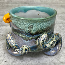 Load image into Gallery viewer, Tri-Squiddy Shot - OldApe Glaze -OHorns
